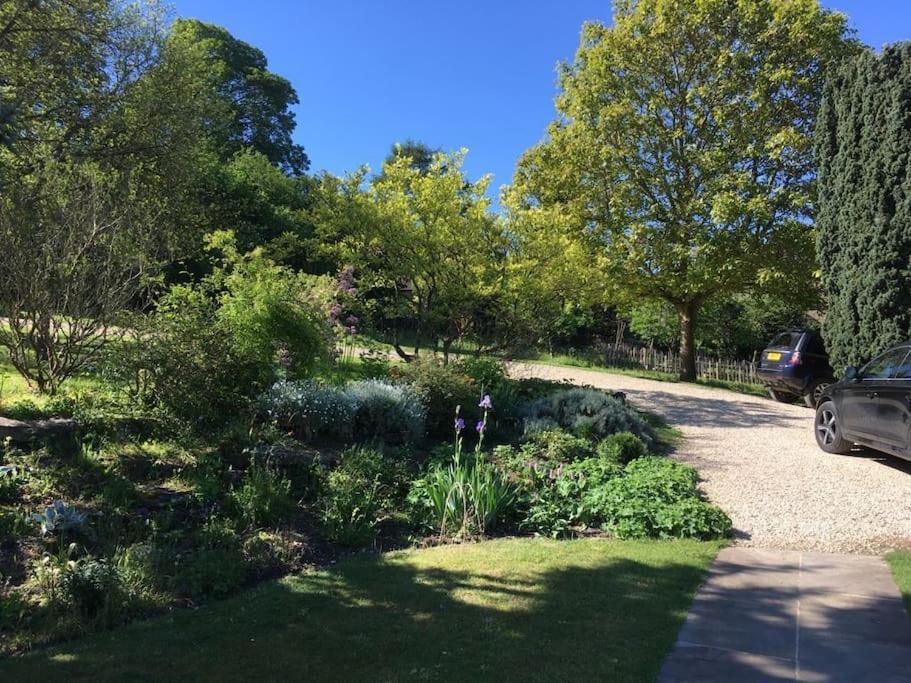 Masons Cottage, An Idyllic Retreat In An Area Of Outstanding Beauty, Close To Blenheim Palace, Oxford & The Cotswolds Stonesfield Eksteriør bilde