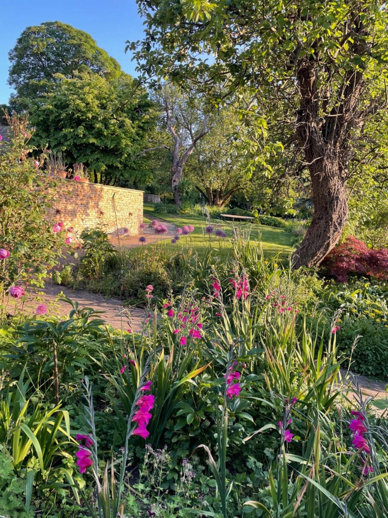 Masons Cottage, An Idyllic Retreat In An Area Of Outstanding Beauty, Close To Blenheim Palace, Oxford & The Cotswolds Stonesfield Eksteriør bilde
